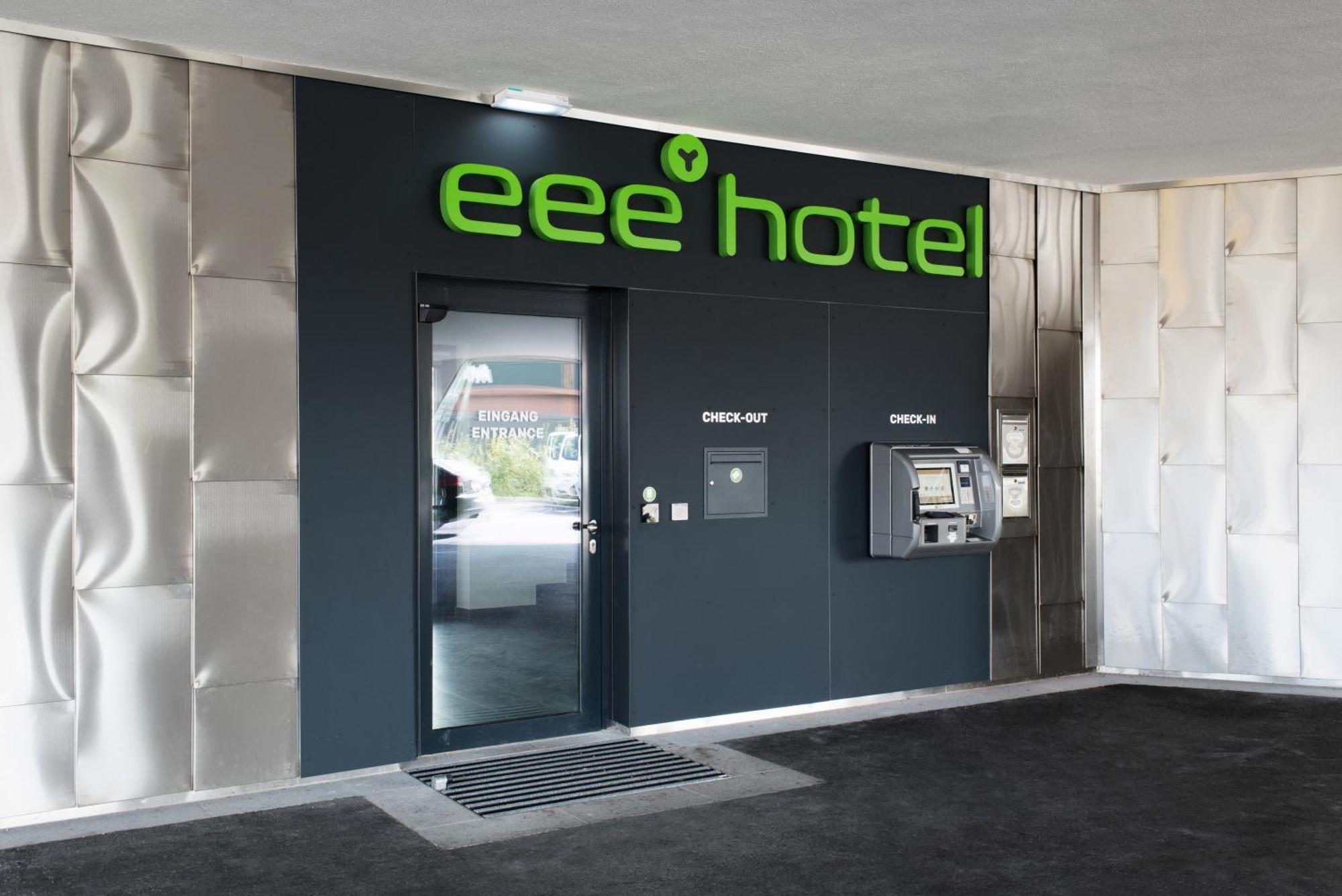 Eee Hotel Траун Экстерьер фото